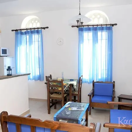 Karyatides Kariá