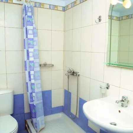 Apartment Karyatides *